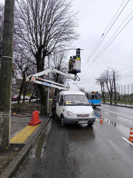 Ремонтують підземний перехід на Київській у Вінниці
