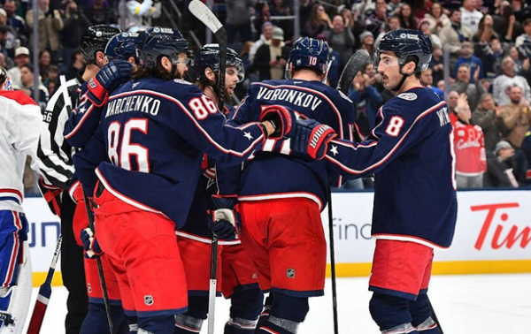 Ніч в НХЛ: Бостон зламав опір Кароліни Ніч в НХЛ: Бостон зламав опір Кароліни