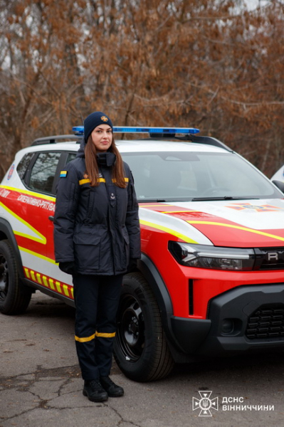 Рятувальникам Вінниці передали п’ять позашляховиків Рятувальникам Вінниці передали п’ять позашляховиків