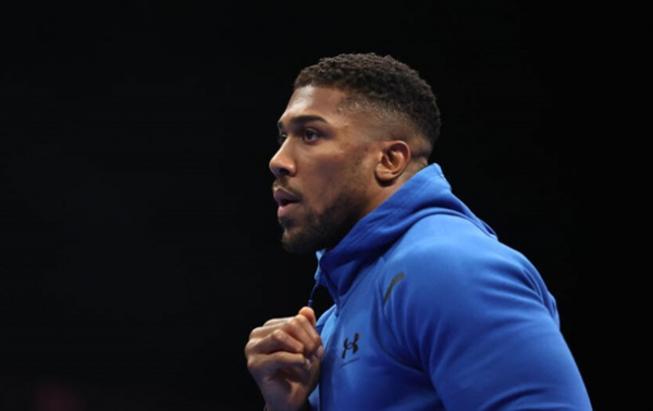 Джошуа готується до бою з Полом: інсайдер розкрив деталі Джошуа готується до бою з Полом: інсайдер розкрив деталі