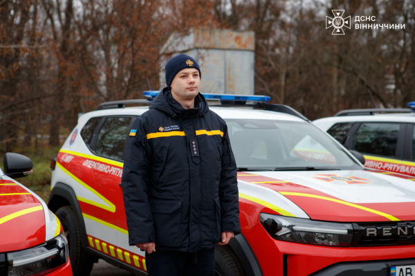 Рятувальникам Вінниці передали п’ять позашляховиків Рятувальникам Вінниці передали п’ять позашляховиків