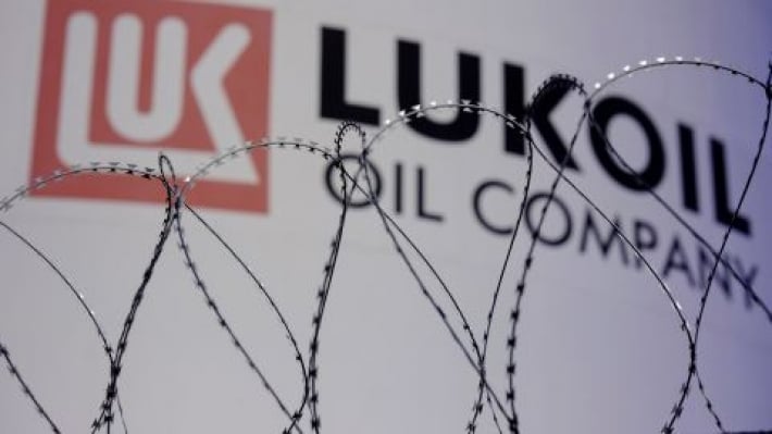 Ирак обсуждает с США снятие санкций против "Лукойла", - СМИ