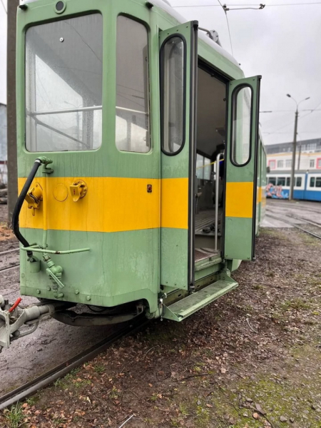 У Вінниці з’явився снігоприбиральний ретро-трамвай із Цюриха У Вінниці з’явився снігоприбиральний ретро-трамвай із Цюриха