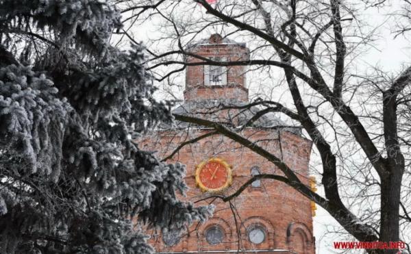 На вінницькій Вежі Артинова лунатимуть нові різдвяні мелодії