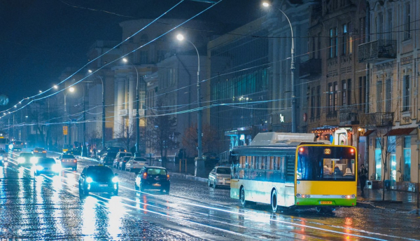 У Вінниці на двох маршрутах курсують нові автобуси на газу