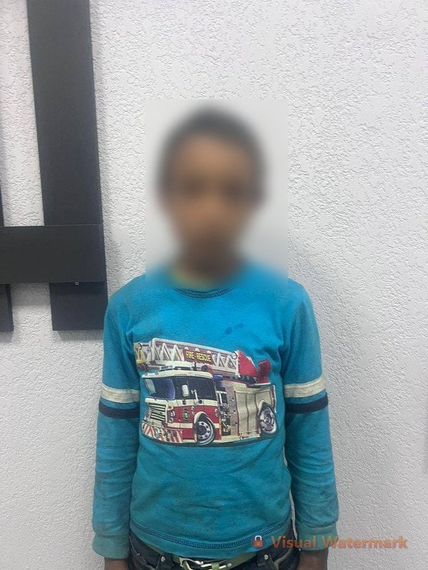 Як додав місцевий журналіст Віталій Глагола, у залі суду постраждала жінка плакала, але сказала, що задоволена вироком.