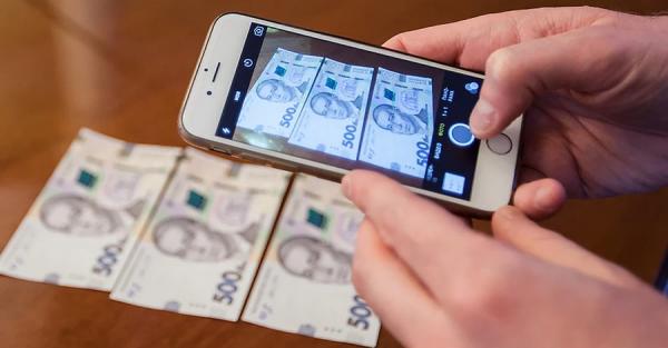 Підвищення зарплат, збільшення ЄСВ та безкоштовний роумінг: що нас чекає на початку року Підвищення зарплат, збільшення ЄСВ та безкоштовний роумінг: що нас чекає на початку року