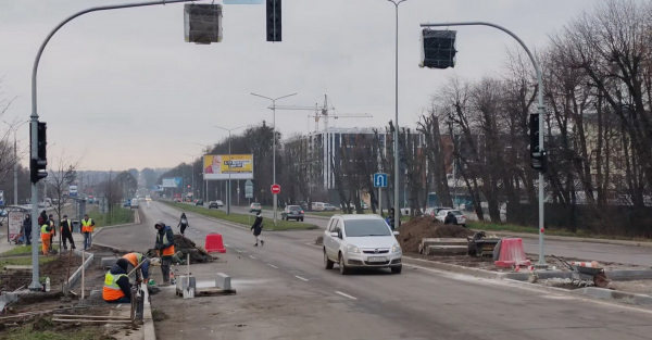 Розворот заборонено: вінничани просять мерію змінити схему руху на Барському шосе