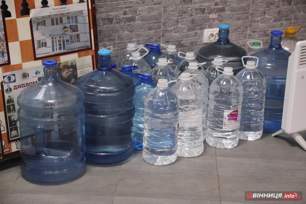 Пункт незламності: як у Вінниці працюють місця, де можна зігрітись й зарядити техніку