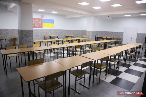 Пункт незламності: як у Вінниці працюють місця, де можна зігрітись й зарядити техніку