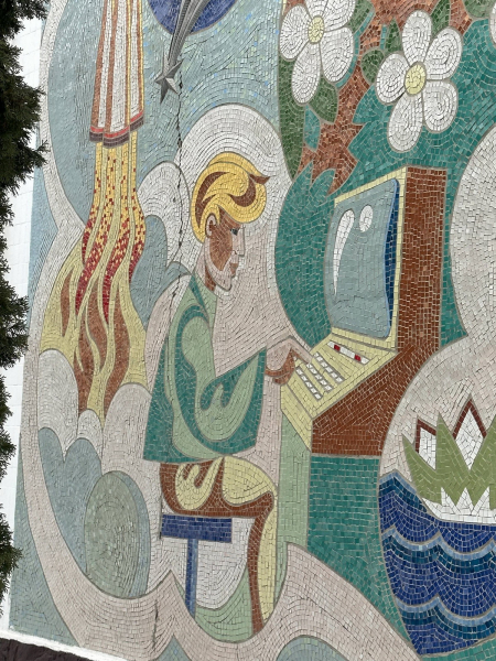 Мозаїки «Казковий світ» на будівлі дитсадка у Вінниці внесли до переліку пам’яток мистецтва Мозаїки «Казковий світ» на будівлі дитсадка у Вінниці внесли до переліку пам’яток мистецтва