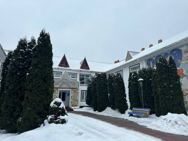 Мозаїки «Казковий світ» на будівлі дитсадка у Вінниці внесли до переліку пам’яток мистецтва Мозаїки «Казковий світ» на будівлі дитсадка у Вінниці внесли до переліку пам’яток мистецтва