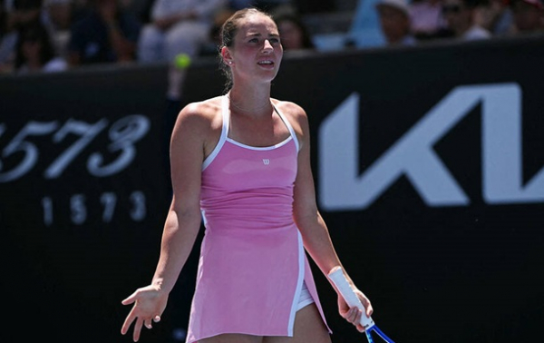 Костюк достроково знімається з чергового турніру