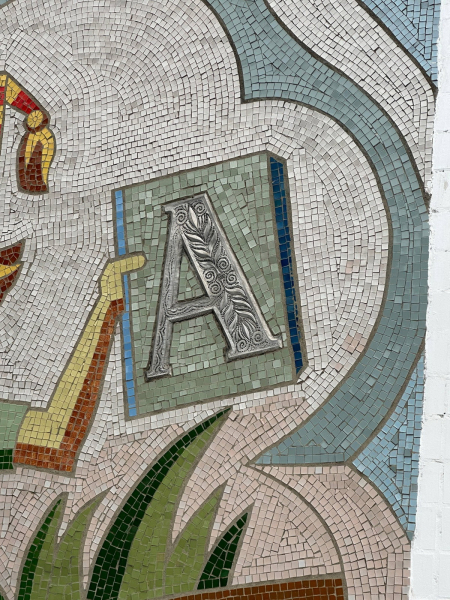 Мозаїки «Казковий світ» на будівлі дитсадка у Вінниці внесли до переліку пам’яток мистецтва Мозаїки «Казковий світ» на будівлі дитсадка у Вінниці внесли до переліку пам’яток мистецтва