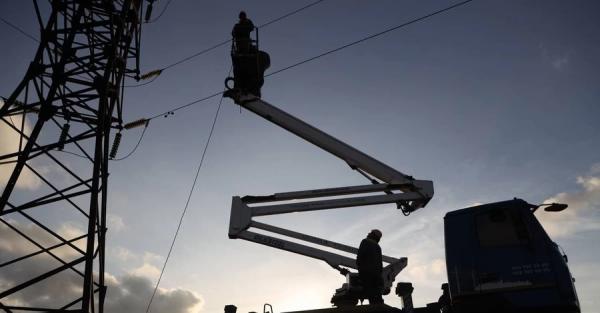 У неділю відключення світла будуть по всій Україні, в частині регіонів &ndash; в аварійному режимі