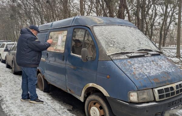 У Вінниці авто, що довго стоять без &laquo;руху&raquo;, забиратимуть на спецмайданчик