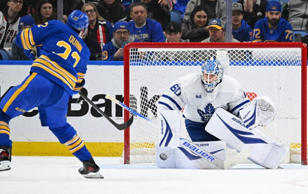 НХЛ: Баффало дотиснув Торонто в серії булітів