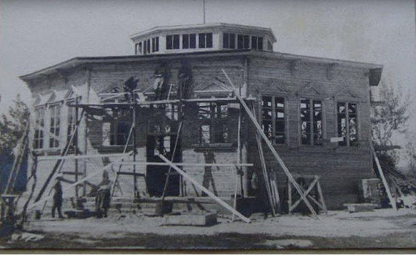 Парк атракціонів Вінниця: історія, архівні фото й ціни на каруселі