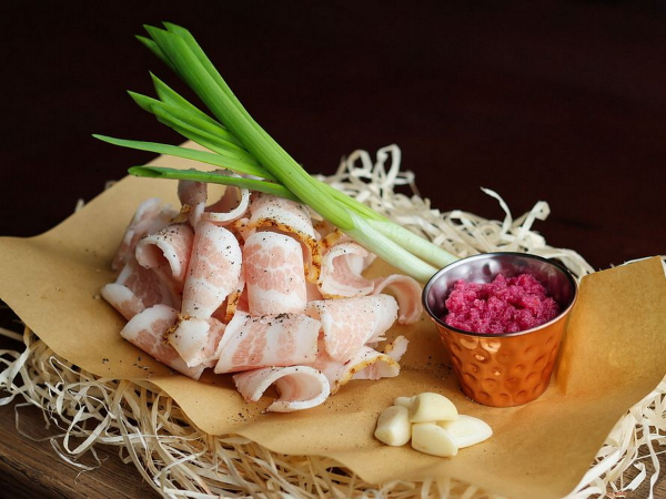 Що спробувати у Вінниці: 10 локальних страв від копченої вишні до пивної юшки