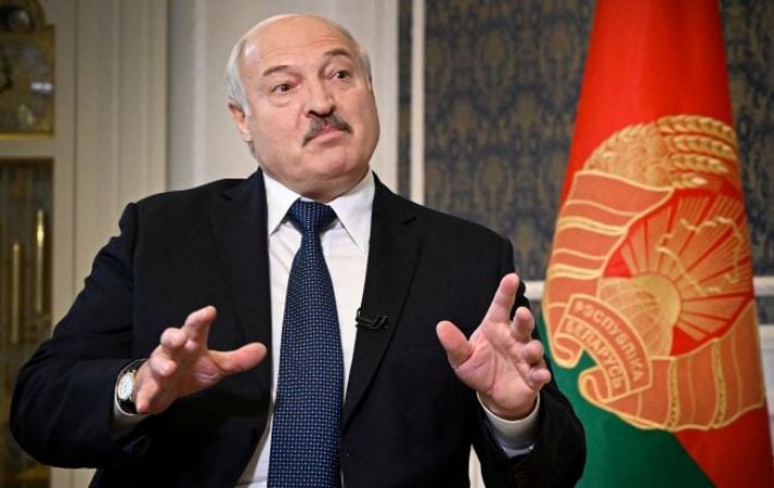 Лукашенко освободил политзаключенных после переговоров с США: в Минске говорят о смягчении санкций