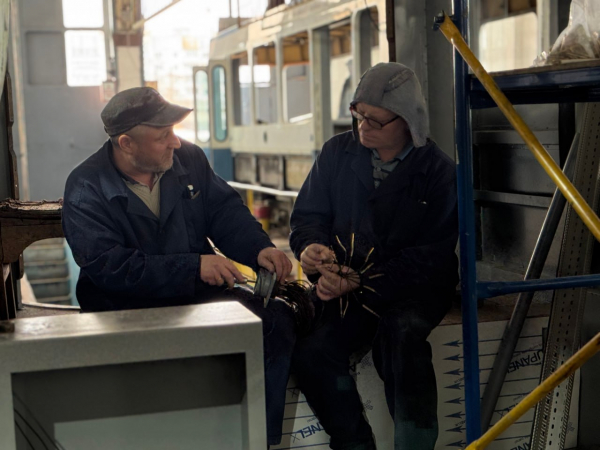 Безбар’єрність у пріоритеті: у Вінниці вже другий трамвай облаштовують низькопідлоговою вставкою Безбар’єрність у пріоритеті: у Вінниці вже другий трамвай облаштовують низькопідлоговою вставкою