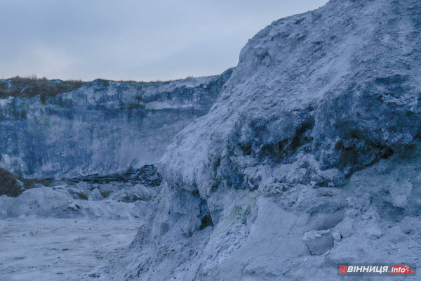 Звідки у Вінниці «біла гора» і що вона означає для міста. Фоторепортаж Звідки у Вінниці «біла гора» і що вона означає для міста. Фоторепортаж