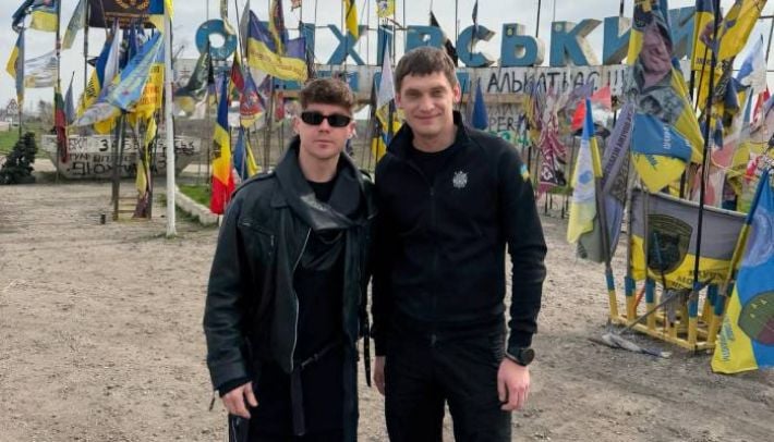 Артём Пивоваров в Запорожье посетил передовую и познакомился с Иваном Фёдоровым