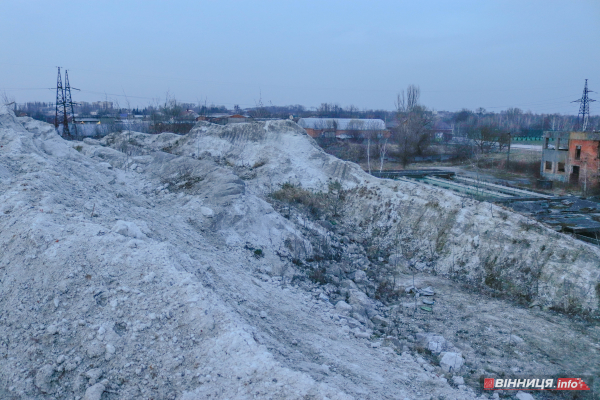 Звідки у Вінниці «біла гора» і що вона означає для міста. Фоторепортаж Звідки у Вінниці «біла гора» і що вона означає для міста. Фоторепортаж