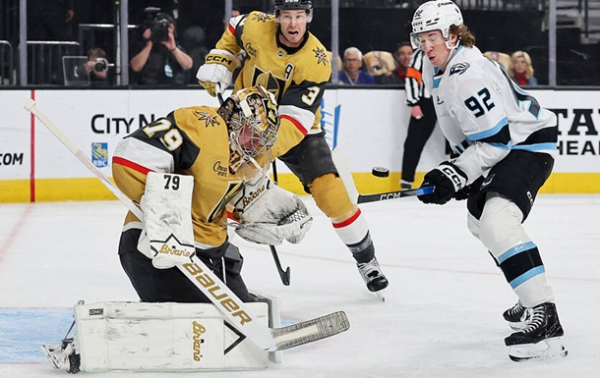 НХЛ: Вегас не втримався проти Юти