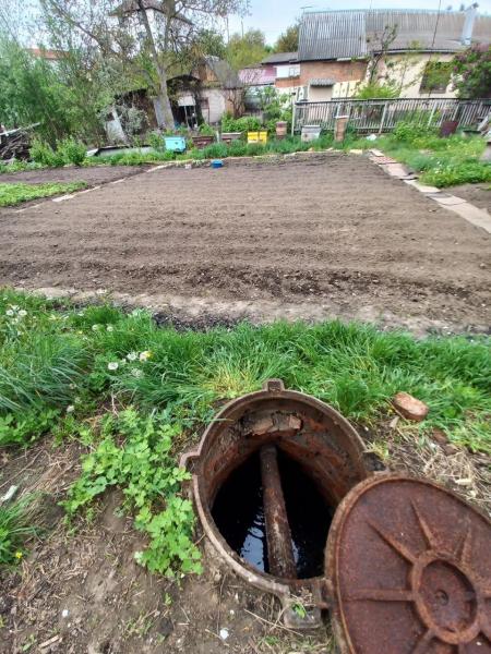 У Вінниці викрили &laquo;господарів&raquo;, які вивели вигрібну яму до річки