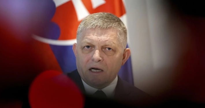 Фицо выступил против особого статуса Украины в ЕС: что предложил Мерц