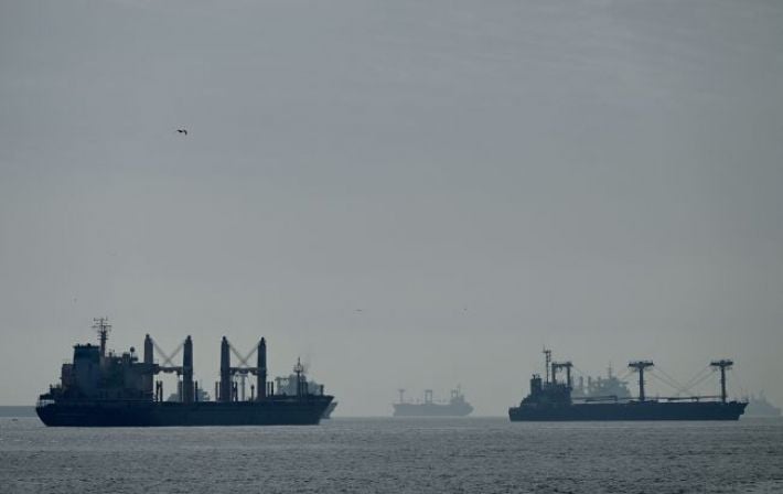 Морская бавовна в Черном море: неизвестные беспилотники поразили три российских танкера «теневого флота» у побережья Турции
