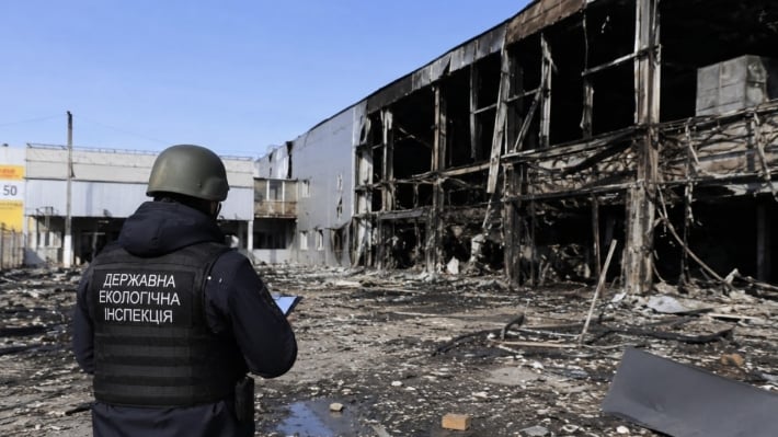 Более 1,4 млрд грн в месяц: в Запорожье подсчитали экологический ущерб от атак РФ