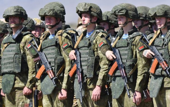 Белорусская оппозиция указала на восемь признаков усиления военной подготовки Минска