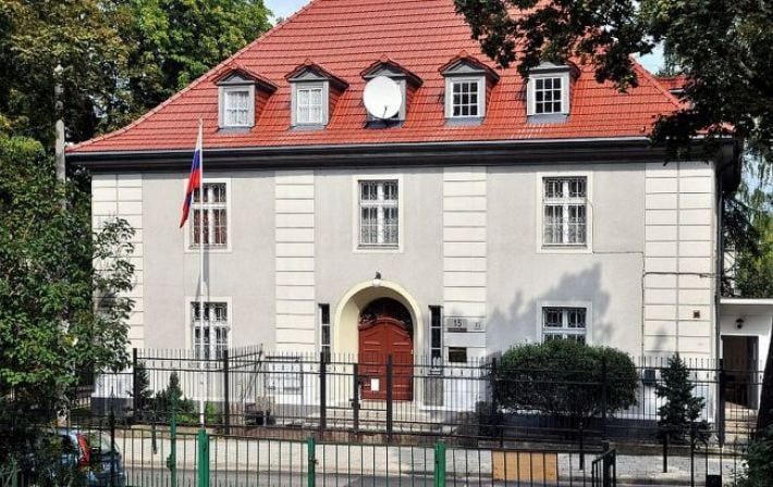 Дипломатический арест за долги: Польша через суд национализирует бывшее генконсульство РФ в Гданьске