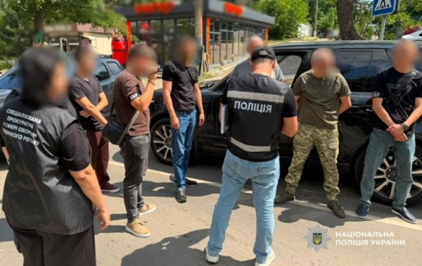 В Одесі посадовець ТЦК вимагав дизпаливо за зняття з розшуку В Одесі посадовець ТЦК вимагав дизпаливо за зняття з розшуку