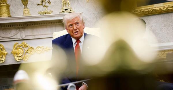 Трамп у Білому домі знову образив журналістку CNN Трамп у Білому домі знову образив журналістку CNN