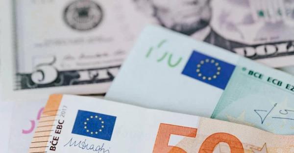 Курс гривні до євро оновив історичний мінімум Курс гривні до євро оновив історичний мінімум