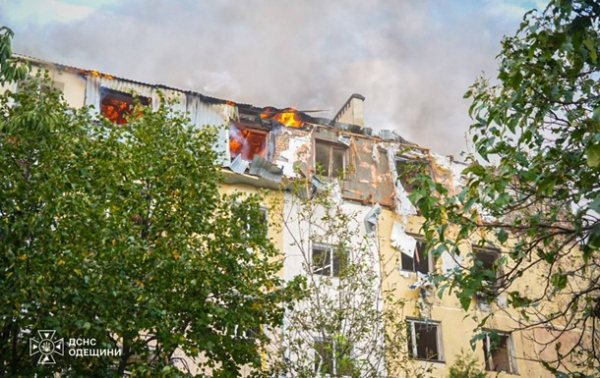 РФ атакувала житловий сектор на Одещині, є поранені РФ атакувала житловий сектор на Одещині, є поранені