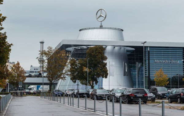 Mercedes-Benz попередила про можливе закриття двох заводів у Німеччині Mercedes-Benz попередила про можливе закриття двох заводів у Німеччині