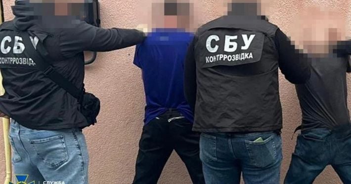 Взрыв возле ТЦК во Львовской области: СБУ задержала двух подозреваемых, в доме нашли взрывчатку
