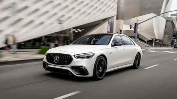 Mercedes-Benz зніме з виробництва три моделі у 2027 році