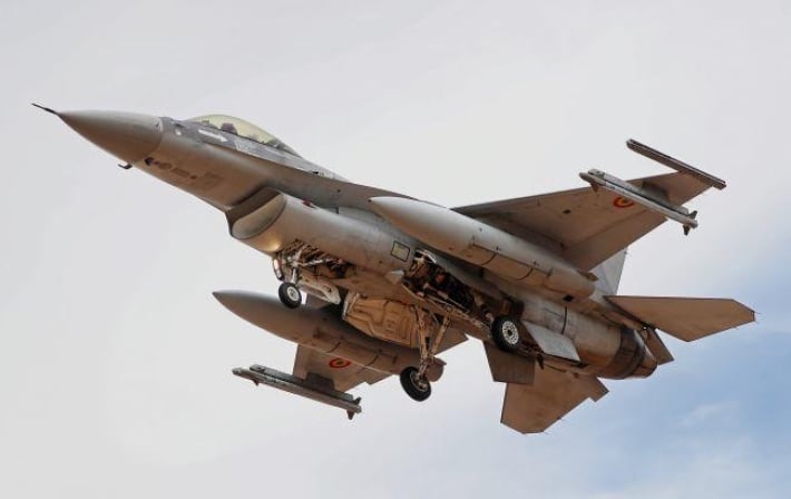 Истребители F-16 смогут получить гиперзвуковую ракету Blackbeard от бывших инженеров SpaceX