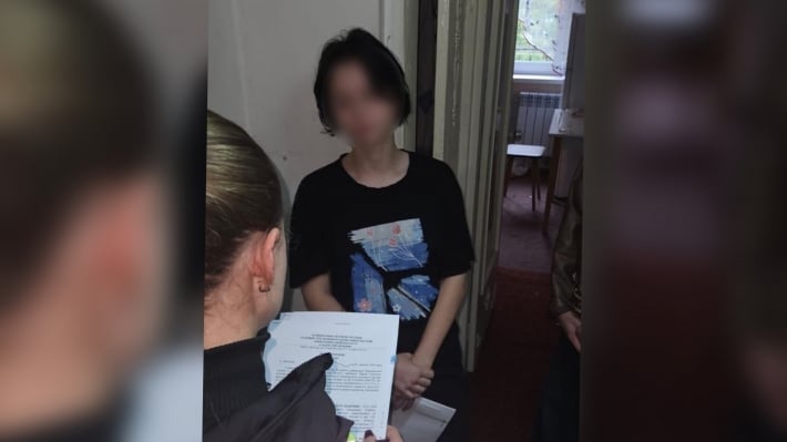Полиция задержала девушку, которая готовила отравление военнослужащих в Запорожской области