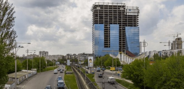 
У Києві продають право вимоги на хмарочос SkyTowers. Банк згоден на знижку понад 80% 